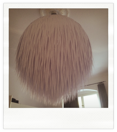 DIY Lampe – selbstgemachte Lampe aus Papier